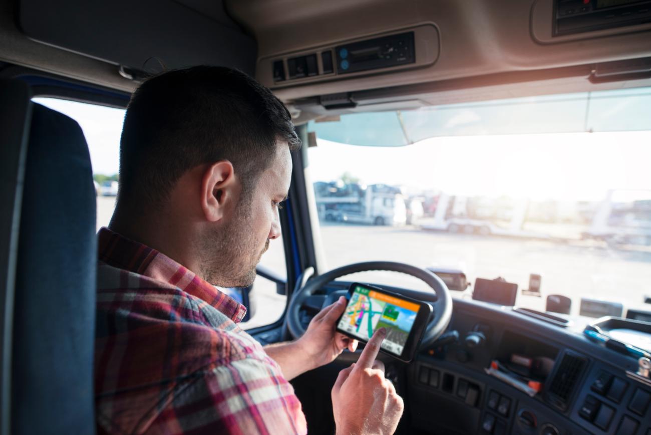 Top 5 GPS Apps to Keep Truckers on the Safest Routes Top 5 GPS Apps to Keep Truckers on the Safest Routes