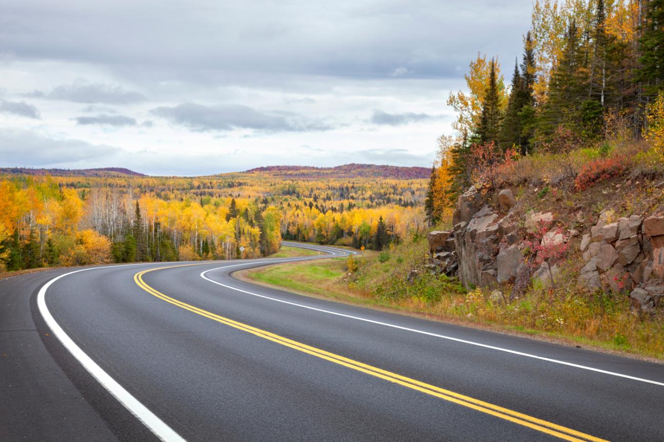 How to Navigate a Steep Decline with a Heavy Load How to Navigate a Steep Decline with a Heavy Load