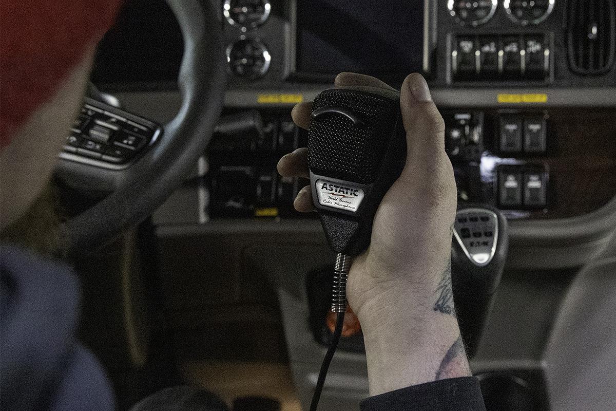 How to Pick the Perfect CB Microphone How to Pick the Perfect CB Microphone